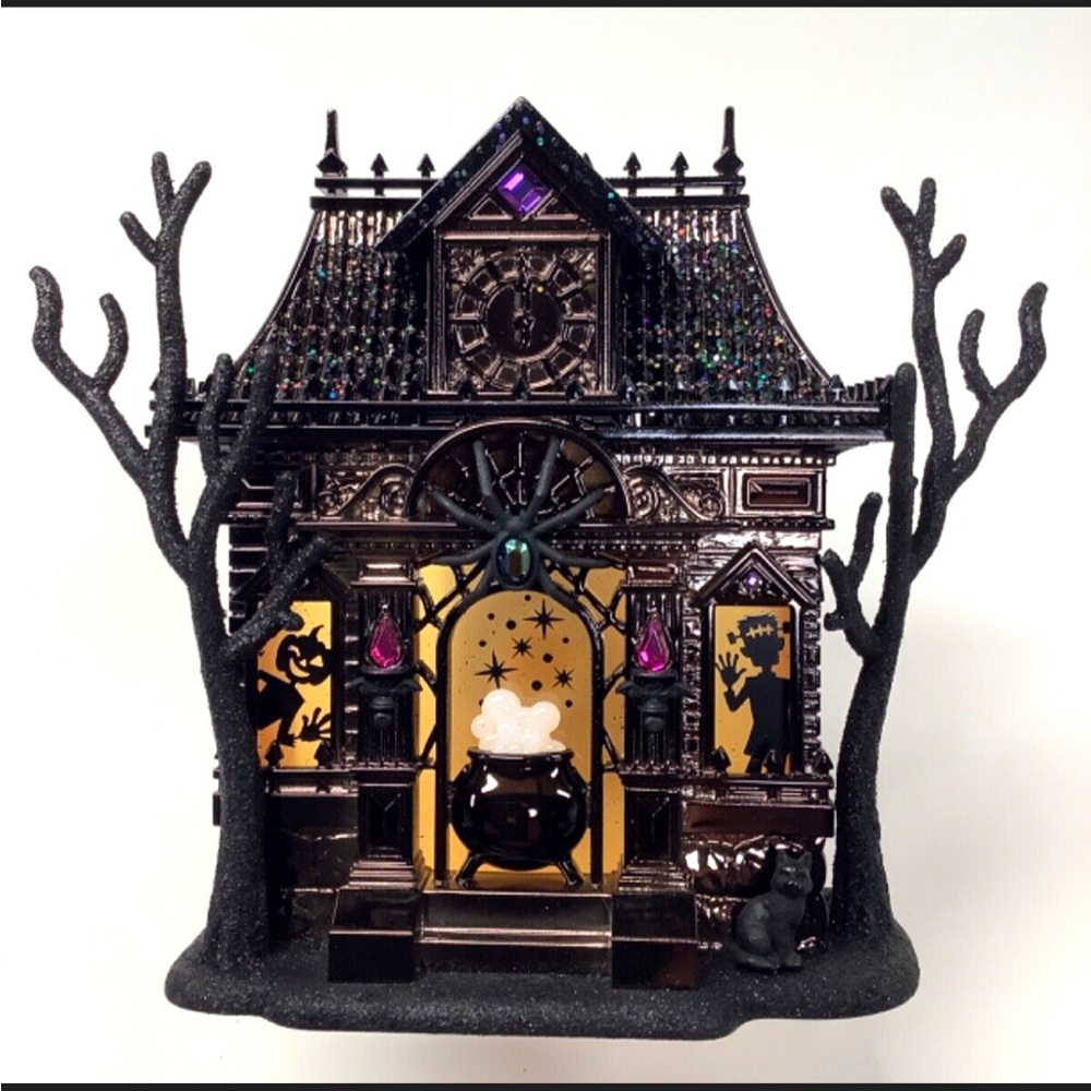 BBW Witches Brew Haunted House Projector Halloween Wallflower Plug